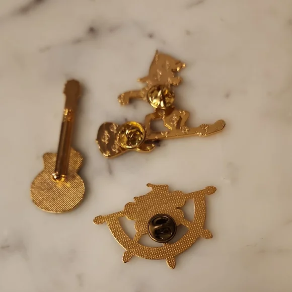 RARE Hard Rock Cafe | Madrid | Frankfurt | Bangkok |Guitar Logo Pins - Picture 8 of 10
